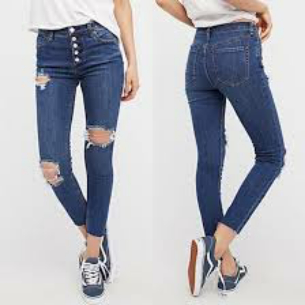 Free People Raegan Distressed Jeans